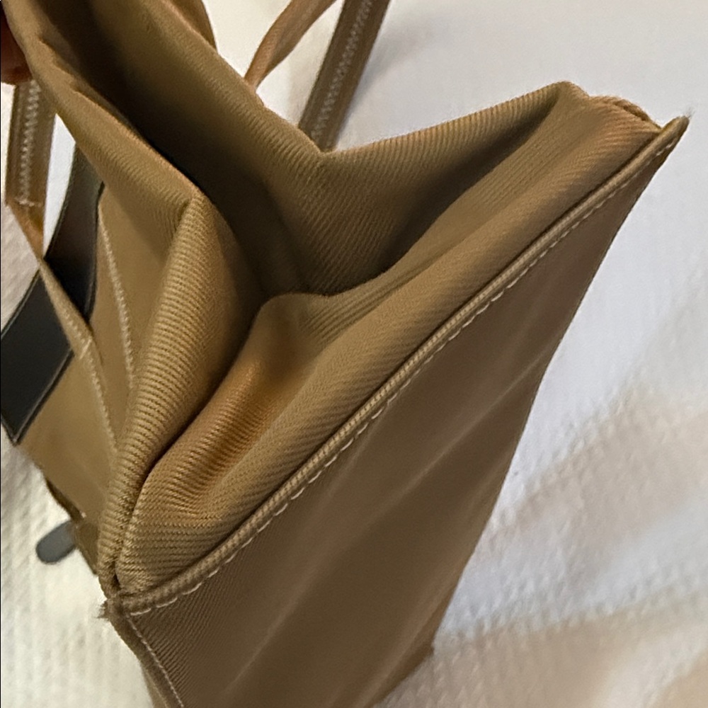 LIKE NEW ✨ MAXX NEW YORK Vintage Nylon Tote - Camel & Black Leather - Picture 10 of 13
